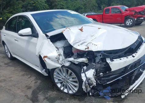 2015 Toyota Avalon Hybrid Limited from USA, damaged, VIN 4T1BD1EB8FU046783